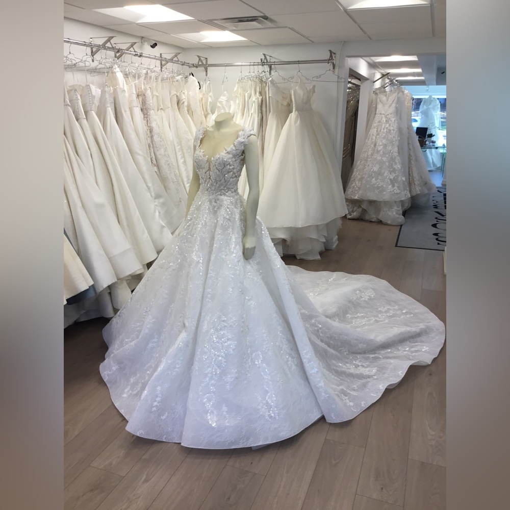 TONY WARD SAMPLE SALE! La Mariee: Viviane